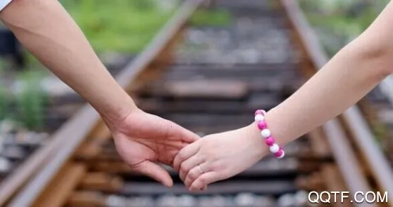 ����2025�ٷ�����