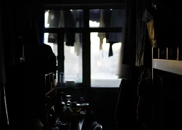 ������У